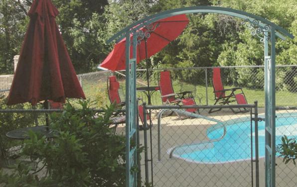 Rabbit Creek Bed & Breakfast Versailles Exterior foto